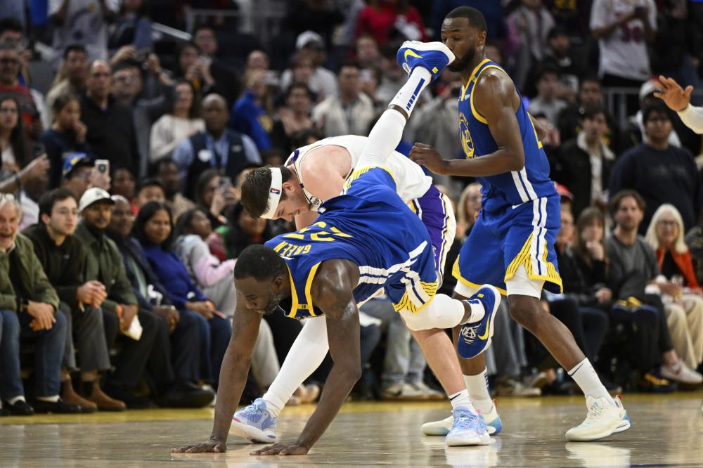 体验被众人 体验被众人